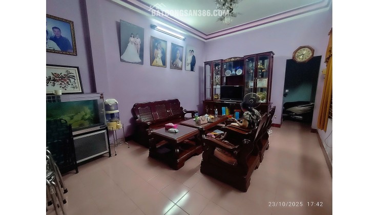 Căn góc 2 mặt tiềnLê Hồng Phong 22,5m – 14m – dòng tiền sẵn, giá chỉ 13,6 tỷ!